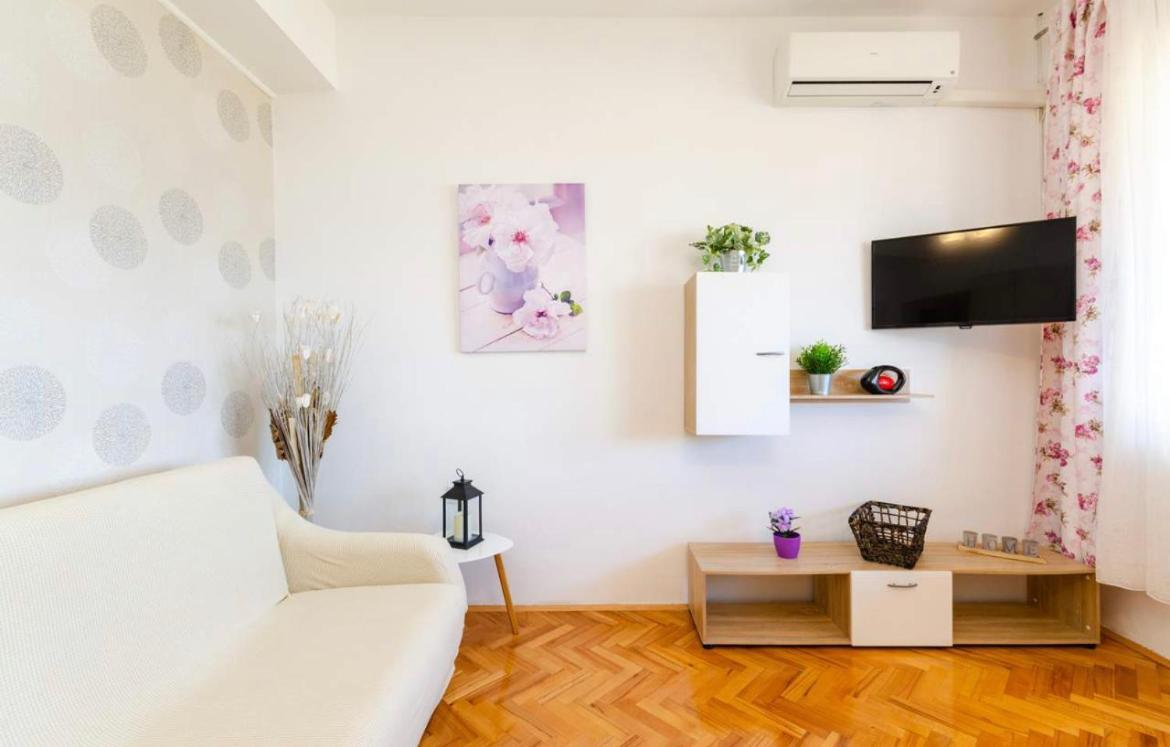Apartments Tatjana Crikvenica Ngoại thất bức ảnh